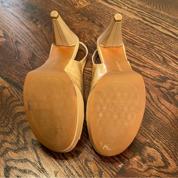 Antonio Melani Nude Patent Leather Heels - Picture 5 of 6